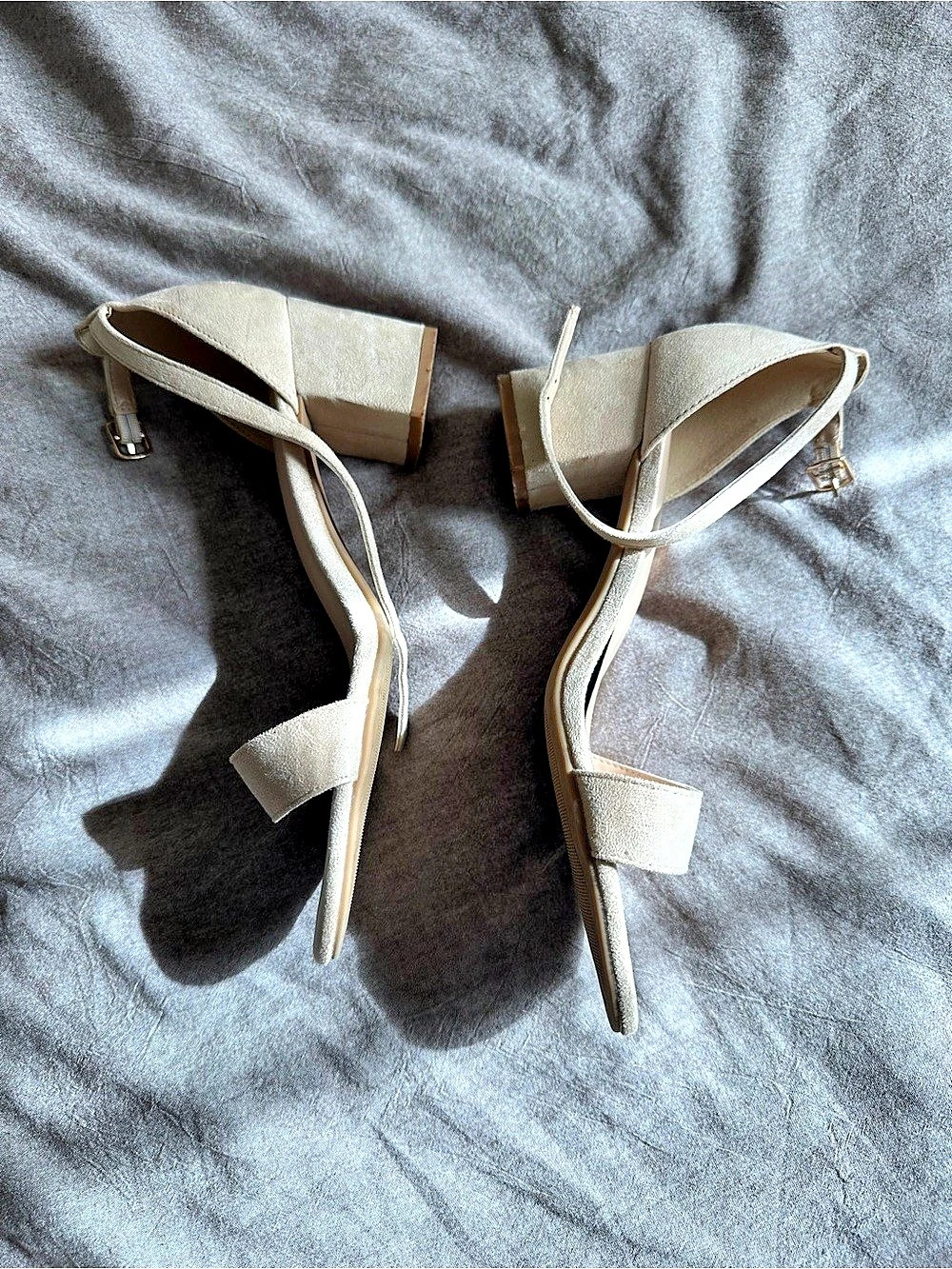 Block Heels - Picture 2 of 5